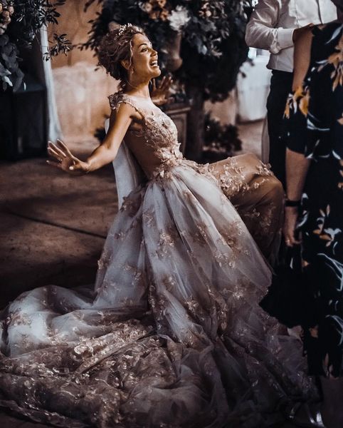 gold lace 2023 wedding gowns beach mermaid beaded sheer neck vintage summber bridal dresses, White
gold lace 2023 wedding gowns beach mermaid beaded sheer neck vintage summber bridal dresses, White