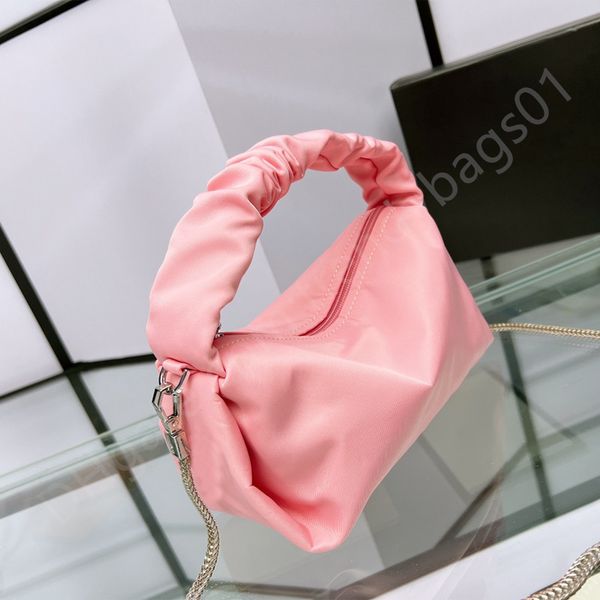 fashion bags travel handbags the tote bag nylon designer totes luxury handbag armpit underarm crossbody bags for women trendy metal chains h
fashion bags travel handbags the tote bag nylon designer totes luxury handbag armpit underarm crossbody bags for women trendy metal chains h
