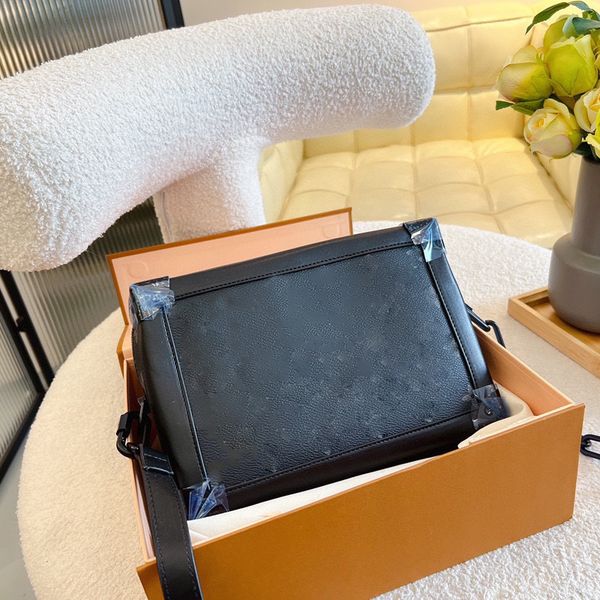 designer fashion brand shoulder bag luxury black flower men's and women's crossbody bag trunk small box 20ss new
designer fashion brand shoulder bag luxury black flower men's and women's crossbody bag trunk small box 20ss new