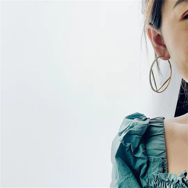 hoop earrings gold earring for woman bijoux luxe women designer accessories huggie jewelry fashion charm party wedding design letter silver, Golden;silver
hoop earrings gold earring for woman bijoux luxe women designer accessories huggie jewelry fashion charm party wedding design letter silver, Golden;silver