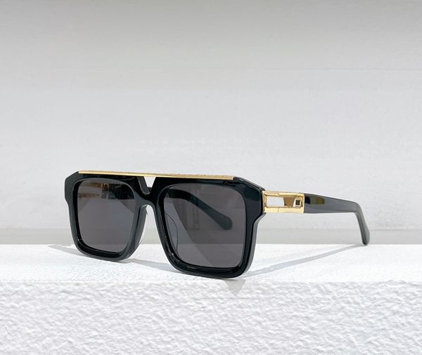 pilot square sunglasses gold black/grey lenses men fashion sunglass sunnies shades uv400 eyewear with box, White;black
pilot square sunglasses gold black/grey lenses men fashion sunglass sunnies shades uv400 eyewear with box, White;black
