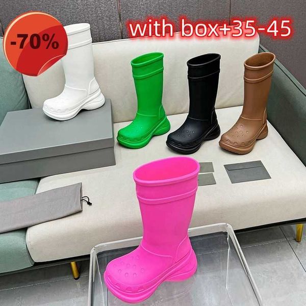 women men 2022 rain boots designers croc boot thick bottom non-slip booties rubber platform bootie fashion knight boot jelly color, Black 
women men 2022 rain boots designers croc boot thick bottom non-slip booties rubber platform bootie fashion knight boot jelly color, Black