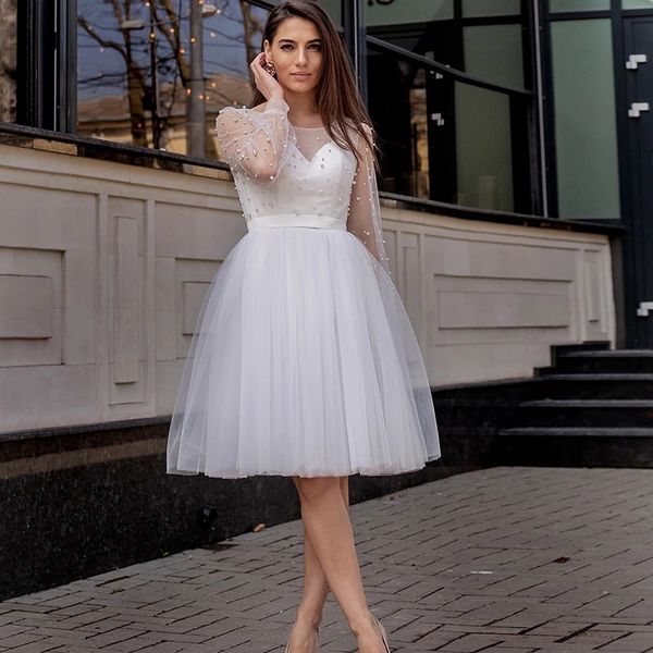 2023 a line wedding dresses sheer sweetheart exquisite pearls short knee length beach luxury beaded bridal gowns long sleeve custom made plu, White
2023 a line wedding dresses sheer sweetheart exquisite pearls short knee length beach luxury beaded bridal gowns long sleeve custom made plu, White