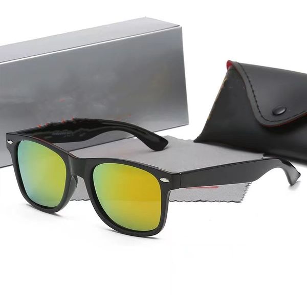 2023 woman men glasses sunglasses polarized lenses black vintage frame eyewear sun glasses oculos de sol with box, White;black
2023 woman men glasses sunglasses polarized lenses black vintage frame eyewear sun glasses oculos de sol with box, White;black