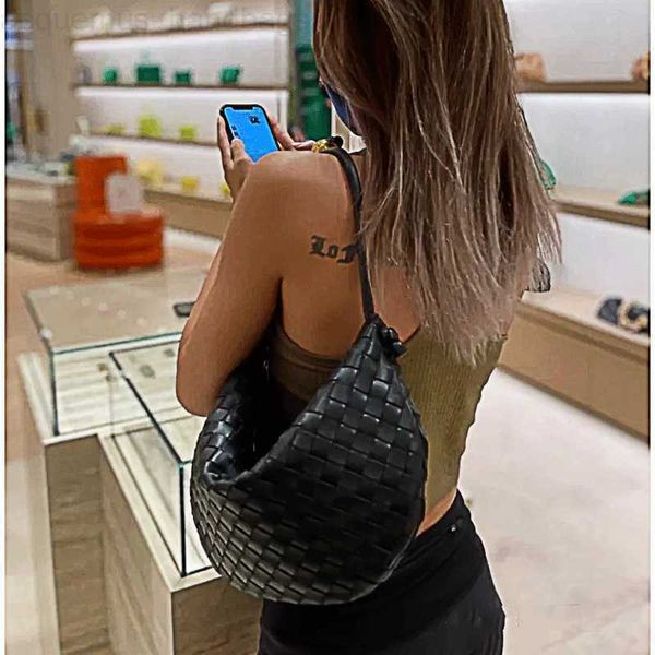 venetas designer bag bottegas handbag luxury women fashion shoulder crossbody bags versatile purses totes saddle venetta wallet 5i21
venetas designer bag bottegas handbag luxury women fashion shoulder crossbody bags versatile purses totes saddle venetta wallet 5i21