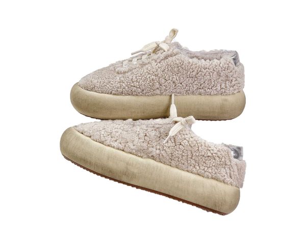 2022 designer platform dirty shoes space classic fleece sneakers women fashionable casual shoe size 35-40, Black
2022 designer platform dirty shoes space classic fleece sneakers women fashionable casual shoe size 35-40, Black