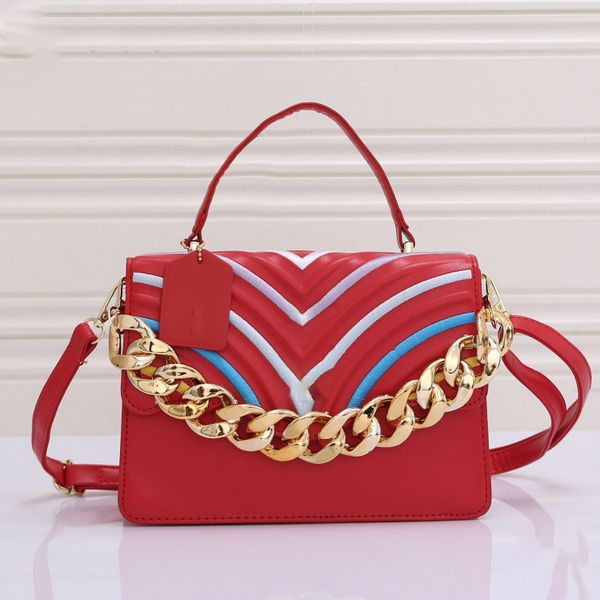 luxury designer women's handbag customized brand handbag women's leather gold chain messenger bag
luxury designer women's handbag customized brand handbag women's leather gold chain messenger bag