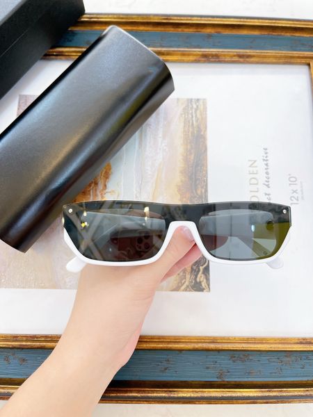 sunglasses for men and women summer 0081s style anti-ultraviolet retro square plate full frame fashion eyeglasses random box, White;black
sunglasses for men and women summer 0081s style anti-ultraviolet retro square plate full frame fashion eyeglasses random box, White;black