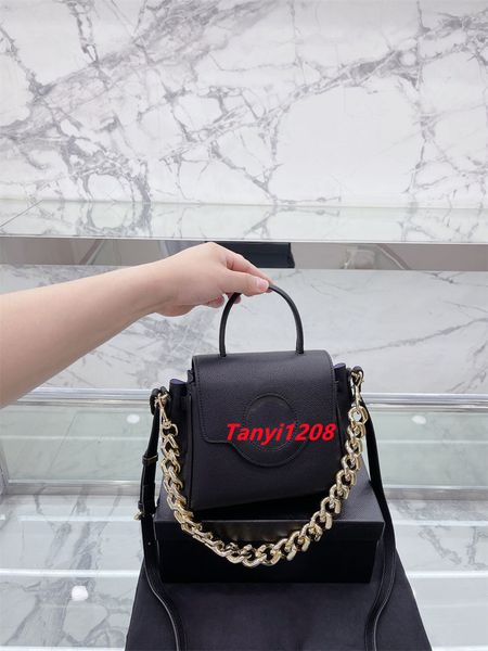 new women's small handbag in black shoulder bags designer crossbody bag popular leather handle totes designer handbags women luxury lad
new women's small handbag in black shoulder bags designer crossbody bag popular leather handle totes designer handbags women luxury lad