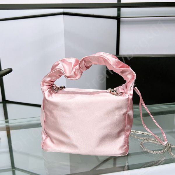 fashion casual bags on chains sac genuine nylon designer bag leather luxury bags the tote bucket casual silk scarf decoration womens handbag
fashion casual bags on chains sac genuine nylon designer bag leather luxury bags the tote bucket casual silk scarf decoration womens handbag