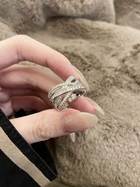 fashion brand rings for women r s925 sterling silver women's ring luxury full diamond engagement ring woman valentine's day gift 0
fashion brand rings for women r s925 sterling silver women's ring luxury full diamond engagement ring woman valentine's day gift 0