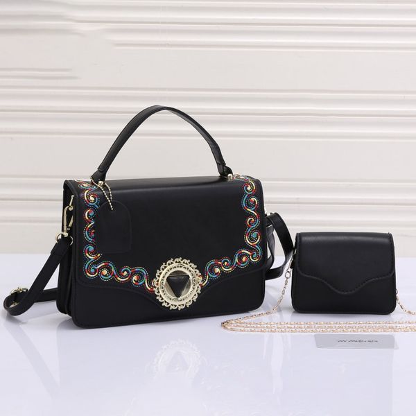 2022 women new designer bags fashion soft leather handbags clutch purse crossbody first shoulder bag
2022 women new designer bags fashion soft leather handbags clutch purse crossbody first shoulder bag
