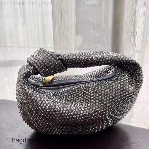venetas designer bag bottegas handbag luxury women fashion shoulder crossbody bags versatile purses totes saddle venetta wallet zydg
venetas designer bag bottegas handbag luxury women fashion shoulder crossbody bags versatile purses totes saddle venetta wallet zydg