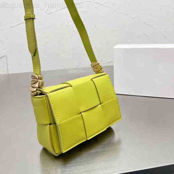 venetas designer bag bottegas handbag luxury women fashion shoulder crossbody bags versatile purses totes saddle venetta wallet cr00
venetas designer bag bottegas handbag luxury women fashion shoulder crossbody bags versatile purses totes saddle venetta wallet cr00