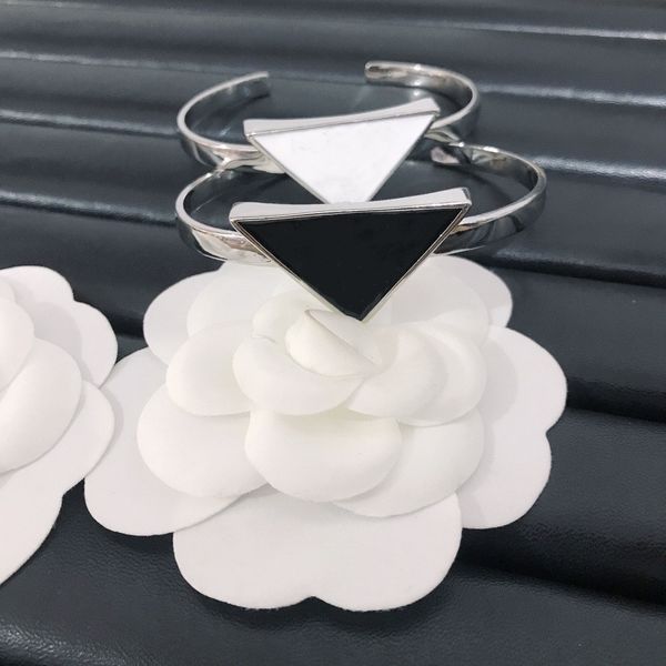 designer p letter bangle stainless steel enamel bracelet men and women fashion bracelets daily accessories party wedding valentine day gift, Black
designer p letter bangle stainless steel enamel bracelet men and women fashion bracelets daily accessories party wedding valentine day gift, Black