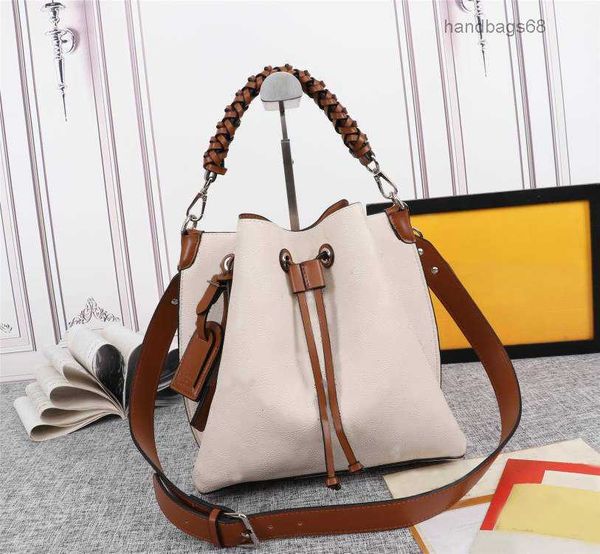 fashion marmont ophidia muria bucket bag alphabet pattern satchel shoulder bag chain handbags crossbody purse lady leather classic style han
fashion marmont ophidia muria bucket bag alphabet pattern satchel shoulder bag chain handbags crossbody purse lady leather classic style han