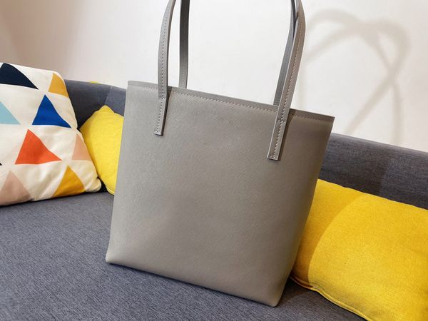 women designer bags handbag tote bag classic plaid caviar double flap gold silver chain shoulder bag messenger bagg crossbody w135
women designer bags handbag tote bag classic plaid caviar double flap gold silver chain shoulder bag messenger bagg crossbody w135