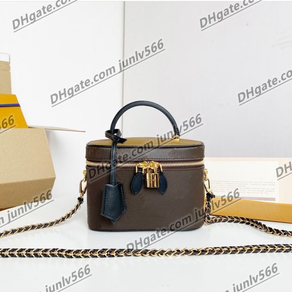 class women's box bag classic makeup bag leather women shoulder bag handbag old flower bags makeup bags210l
class women's box bag classic makeup bag leather women shoulder bag handbag old flower bags makeup bags210l