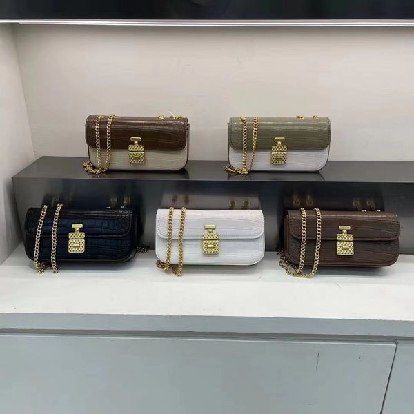 2023 new fashion messenger crossbody bag designers totes handbags purses bag luxurys handbag women bags
2023 new fashion messenger crossbody bag designers totes handbags purses bag luxurys handbag women bags