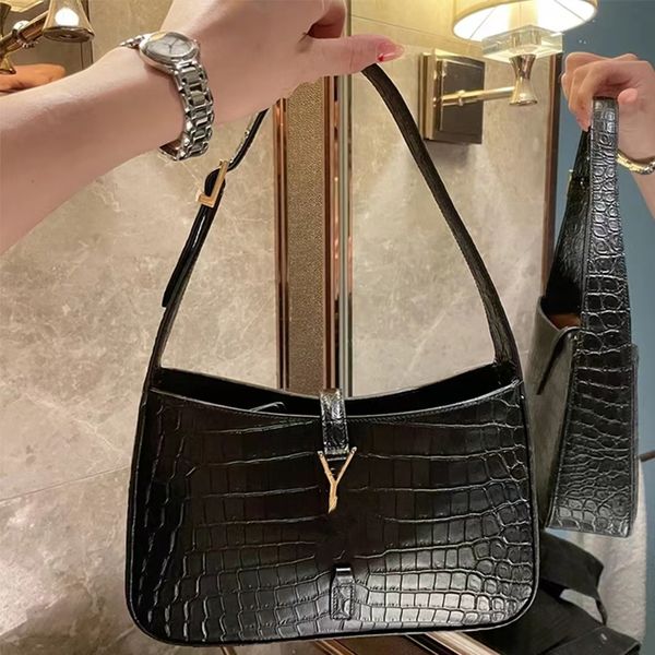 2023 luxury handbag shoulder bag women bags brand y-shaped designer seam leather ladies metal chain clamshell messenger gift
2023 luxury handbag shoulder bag women bags brand y-shaped designer seam leather ladies metal chain clamshell messenger gift