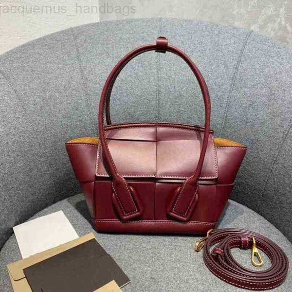 venetas designer bag bottegas handbag luxury women fashion shoulder crossbody bags versatile purses totes saddle venetta wallet sjzo
venetas designer bag bottegas handbag luxury women fashion shoulder crossbody bags versatile purses totes saddle venetta wallet sjzo