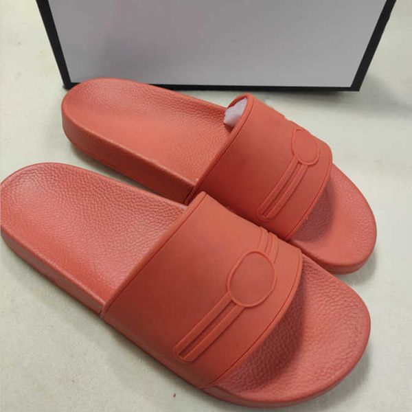 Image of Men&#039;s Rubber Slide Sandal Women Designer Slippers Classic Flat Slipper Fashion Non-Slip Bottom Summer Beach Outdoor Flip Flops With Box NO010