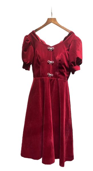 temperament new red premium elegant temperament colorful dress, Black;gray
temperament new red premium elegant temperament colorful dress, Black;gray