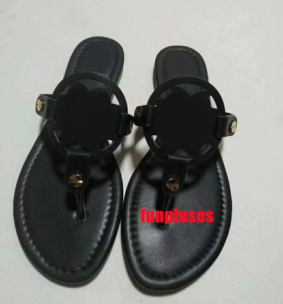 2023 designer sandals spring summer fashion sandal quality stylish slippers for womens flats mules slides black golden red ladies trend
2023 designer sandals spring summer fashion sandal quality stylish slippers for womens flats mules slides black golden red ladies trend