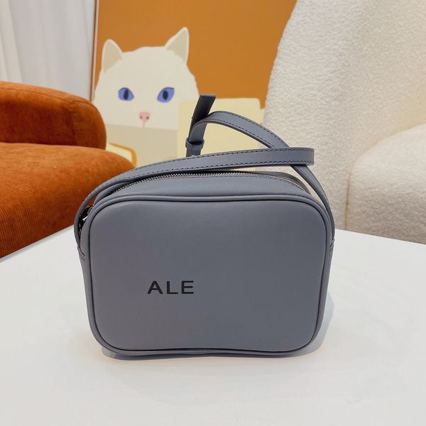 crossbody bags purses designer woman handbag shoulder luxury bag ladies fashion classic solid color letter handbags
crossbody bags purses designer woman handbag shoulder luxury bag ladies fashion classic solid color letter handbags
