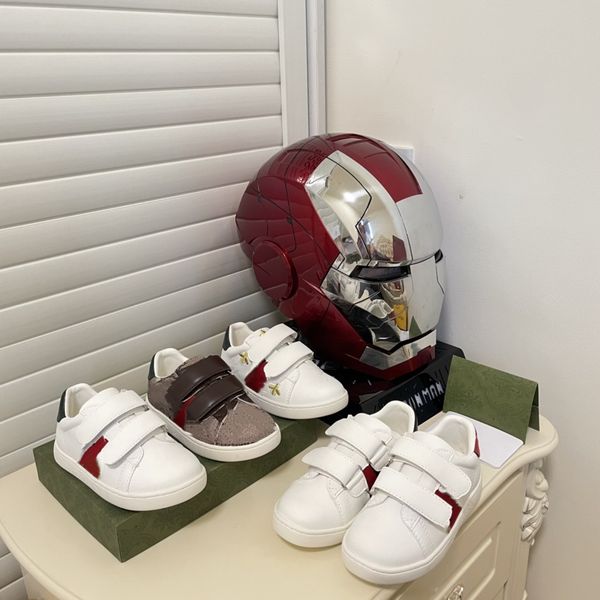 designer kids children screener sneaker white red green striped casual shoes boys girls leather ace sneakers bee embroidered stripes jogging
designer kids children screener sneaker white red green striped casual shoes boys girls leather ace sneakers bee embroidered stripes jogging