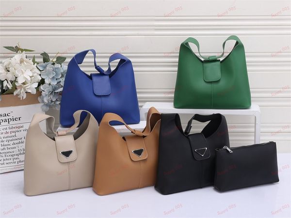 luxury designer totes underarm bags fashion handbag mother child bag classic women's canvas pack purse large capacity hand held single
luxury designer totes underarm bags fashion handbag mother child bag classic women's canvas pack purse large capacity hand held single