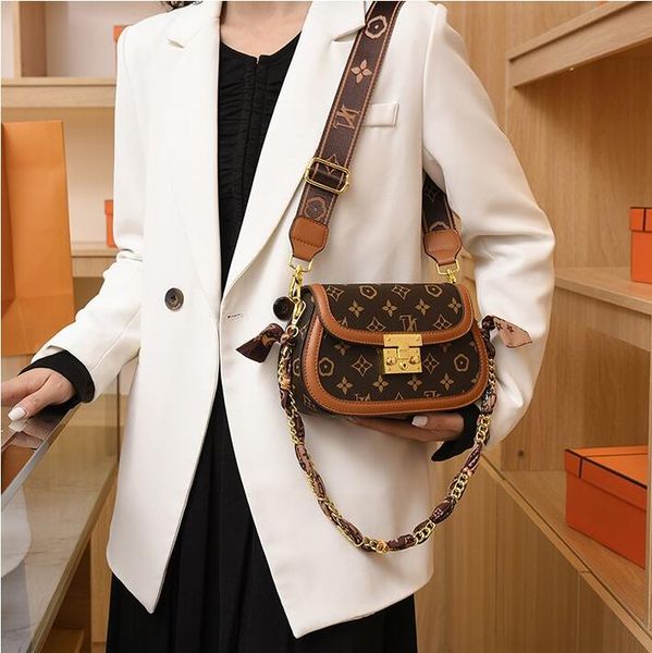 4520 women luxurys designers bags crossbody handbags womens purses shoulder shopping totes bag
4520 women luxurys designers bags crossbody handbags womens purses shoulder shopping totes bag