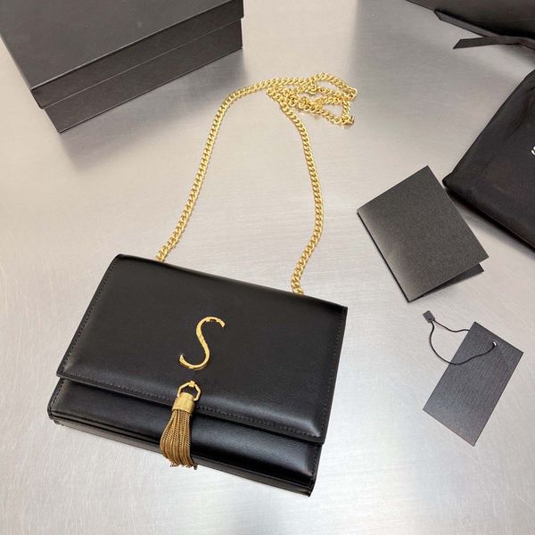 bags totes handbag designer bag women classic imitation famous brand leather letter splicing tassel shoulder bag fashion solid style party w
bags totes handbag designer bag women classic imitation famous brand leather letter splicing tassel shoulder bag fashion solid style party w