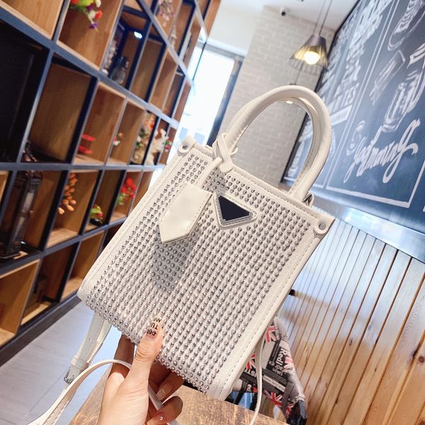 prade full diamond tote bag classic logo shoulder bags shoulders strap portable 2-in-1 purses for women fashion high-end hangbag crossbodyba
prade full diamond tote bag classic logo shoulder bags shoulders strap portable 2-in-1 purses for women fashion high-end hangbag crossbodyba