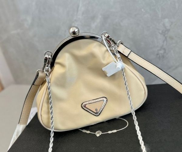 designer shoulder bags classical triangle label handbag womens crossbody bag messenger bag banquet shopping wedding leisure business package
designer shoulder bags classical triangle label handbag womens crossbody bag messenger bag banquet shopping wedding leisure business package