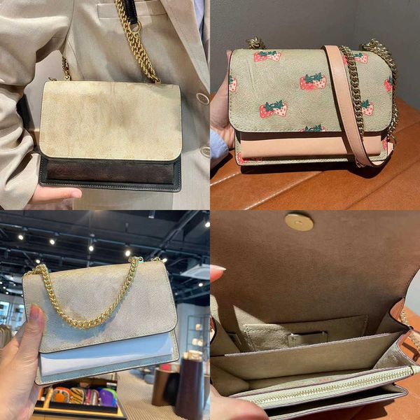 shoulder bags 2023 designer new bag female klare strawberry printing mini organ one messenger flip chain small square
shoulder bags 2023 designer new bag female klare strawberry printing mini organ one messenger flip chain small square