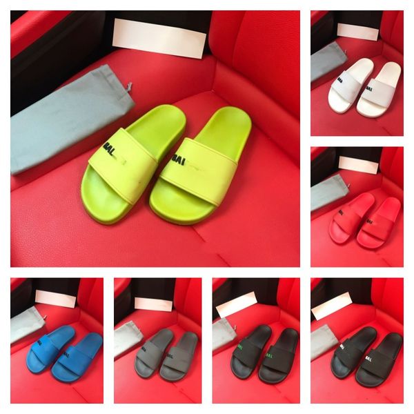 2023 designer mold pool slides women mens rubber slippers white black blue grey paris thong flip flops triple s scuffs flat platform sandals
2023 designer mold pool slides women mens rubber slippers white black blue grey paris thong flip flops triple s scuffs flat platform sandals