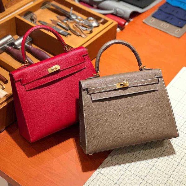 designer bag herme kellies bags pure handbags manual wax thread leather handbag mini one shoulder messenger palm print second generation
designer bag herme kellies bags pure handbags manual wax thread leather handbag mini one shoulder messenger palm print second generation