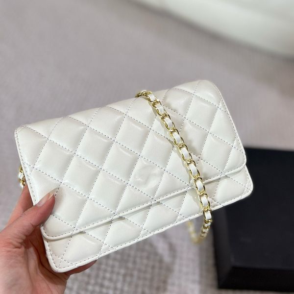 cf sheepskin mini flap classic pattern leather shoulder bags france brand quilted matelasse women serial number crossbody bag designer gold
cf sheepskin mini flap classic pattern leather shoulder bags france brand quilted matelasse women serial number crossbody bag designer gold