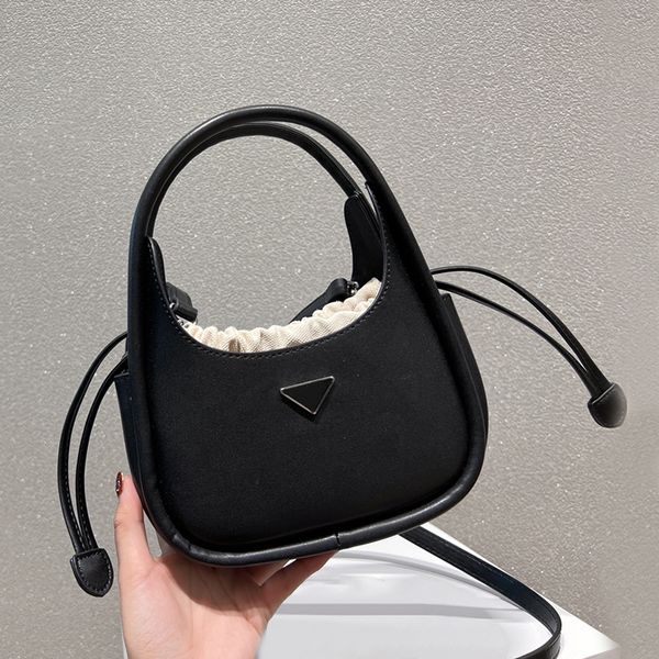 designer bags fashion handbags women shoulder bag sequins waterproof messenger crossbody bags purses
designer bags fashion handbags women shoulder bag sequins waterproof messenger crossbody bags purses