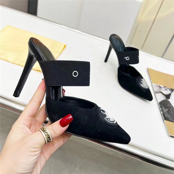 summer popular women sandals louiseity 2023 luxury brand business dress wedding party leather high heels casual flat slippers viutonity 04-0, Black
summer popular women sandals louiseity 2023 luxury brand business dress wedding party leather high heels casual flat slippers viutonity 04-0, Black
