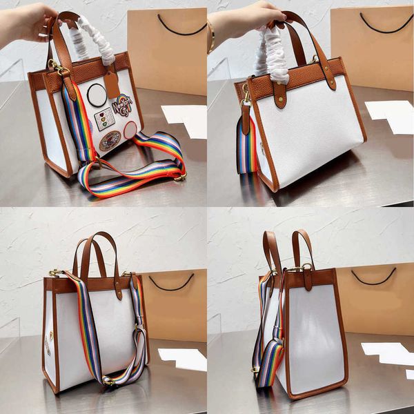 new totes design handbag shoulder bag tote large capacity handbag crossbody purse shoulder letter for travel wallets 221111
new totes design handbag shoulder bag tote large capacity handbag crossbody purse shoulder letter for travel wallets 221111
