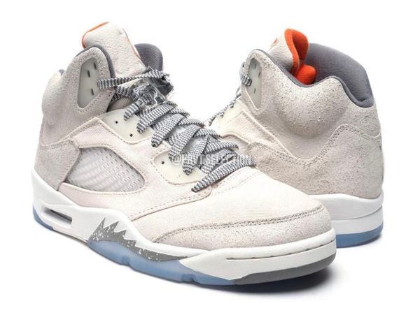 2023 authentic shoes 5 5s se craft basketball fd9222-180 sports sneakers trainers womens mens white grey with original box 40-47.5
2023 authentic shoes 5 5s se craft basketball fd9222-180 sports sneakers trainers womens mens white grey with original box 40-47.5