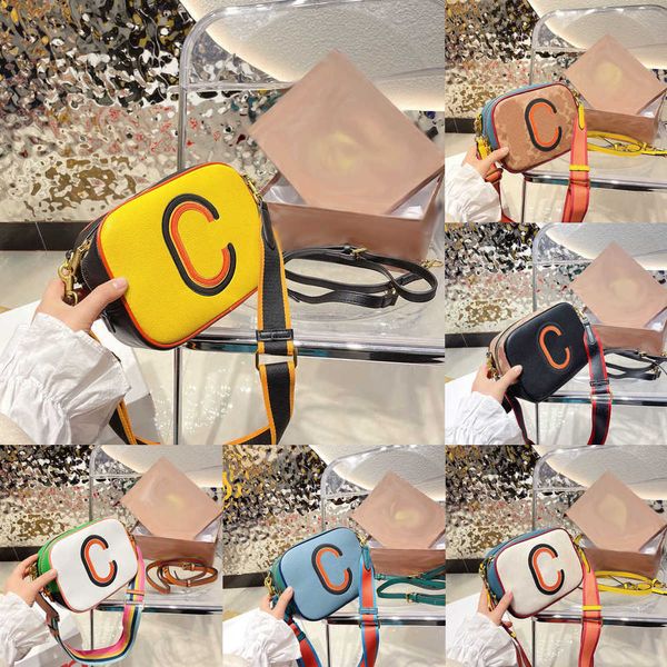 shoulder bag coabag camera bag women simplicity designer bags letter crossbody bags genuine leather handbags handbag purse 221017
shoulder bag coabag camera bag women simplicity designer bags letter crossbody bags genuine leather handbags handbag purse 221017