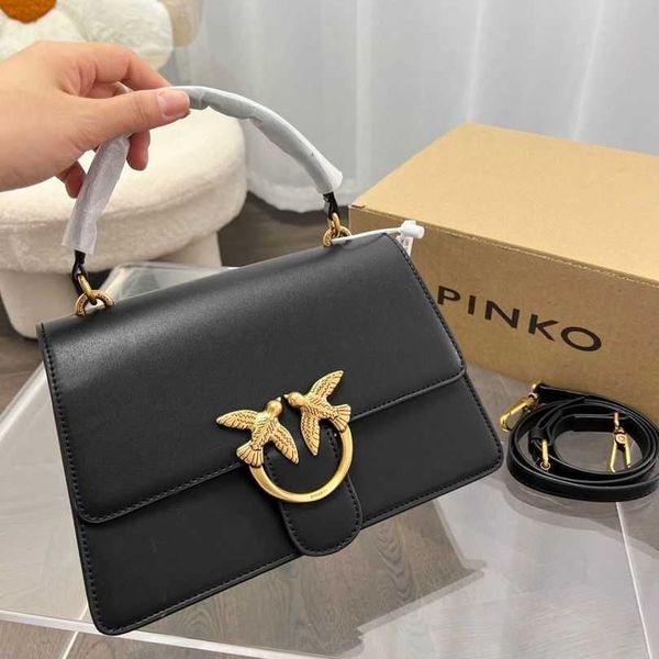 designer bags pinkoo classic swallow soft leather womens flying bird fashion messenger one shoulder chain armpit versatile have logo c9e3
designer bags pinkoo classic swallow soft leather womens flying bird fashion messenger one shoulder chain armpit versatile have logo c9e3