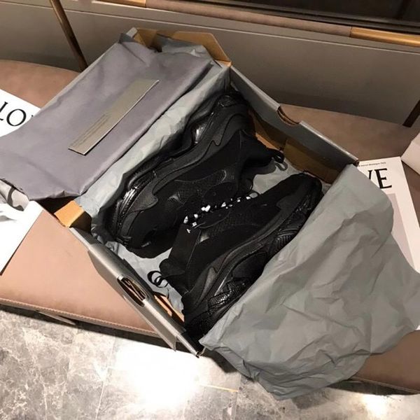 with box designer balencaigaitys shoes paris 17fw luxury designer triple s sneakers for women men grandpa trainer vintage navy blue ora gcvl, Black
with box designer balencaigaitys shoes paris 17fw luxury designer triple s sneakers for women men grandpa trainer vintage navy blue ora gcvl, Black