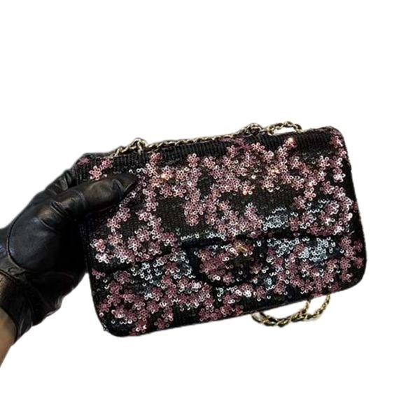 luxurys designers bags women handbag sequins embroidery crossbody bag shoulder lady wallet simple versatile metal letter leather solid leath
luxurys designers bags women handbag sequins embroidery crossbody bag shoulder lady wallet simple versatile metal letter leather solid leath
