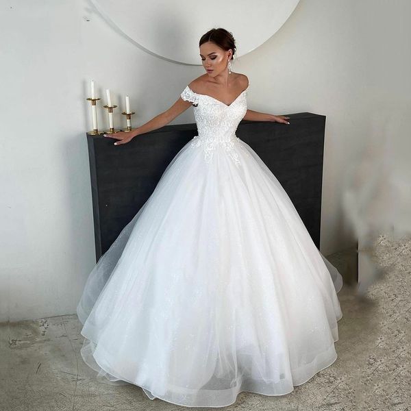 gilitter tulle lace appliques v neck wedding dress off the shoulder a line bridal gowns lace-up back robe de mariee customize, White
gilitter tulle lace appliques v neck wedding dress off the shoulder a line bridal gowns lace-up back robe de mariee customize, White