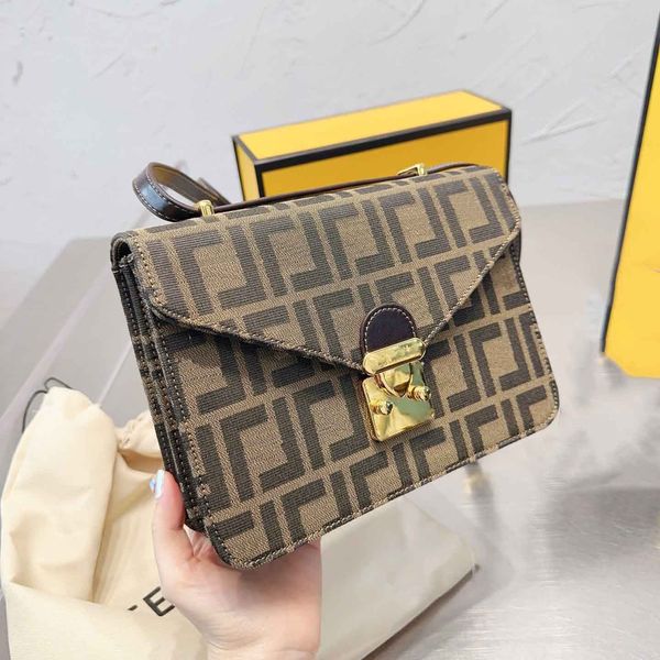 bags totes handbag designer bag women classic imitation famous brand leather letter splicing canvas shoulder bag fashionable style party wal
bags totes handbag designer bag women classic imitation famous brand leather letter splicing canvas shoulder bag fashionable style party wal