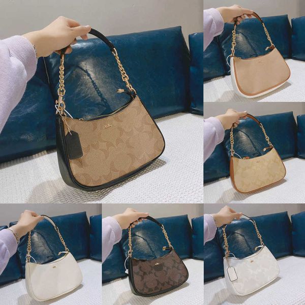 new totes cobag single shoulder tote bag women zipper underarm bag designer bags leather handbags classic c pattern shopping crossbody bags
new totes cobag single shoulder tote bag women zipper underarm bag designer bags leather handbags classic c pattern shopping crossbody bags